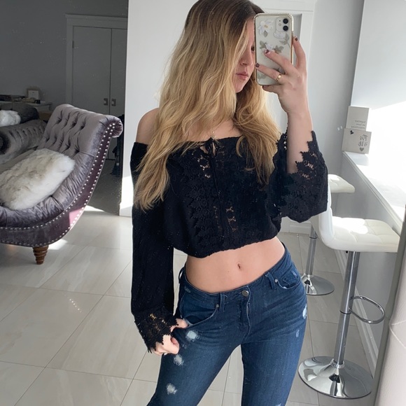 Lace Crop Top - Picture 5 of 8